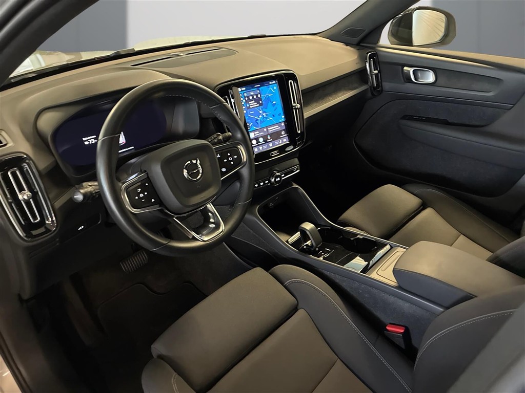 Volvo XC40 Plus billede 7