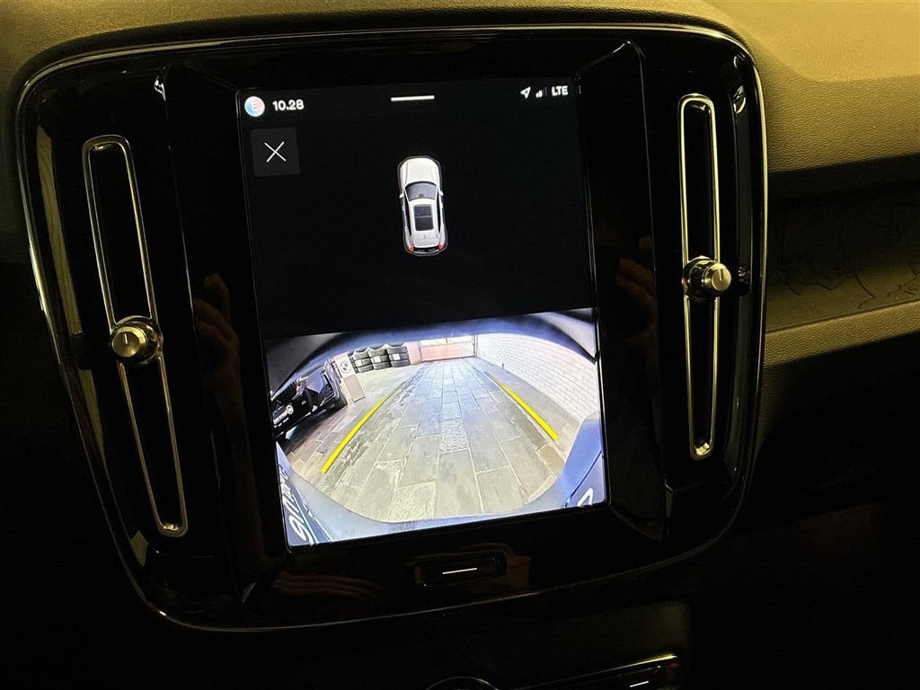 Volvo XC40 Plus billede 12