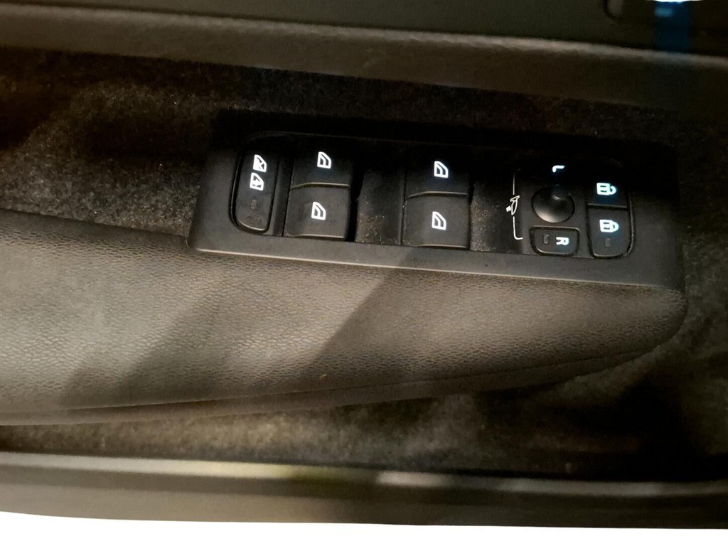 Volvo XC40 Plus billede 10
