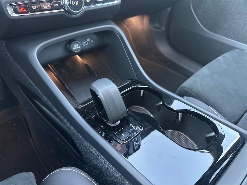 Volvo EX40 Black Edition Excess billede 15