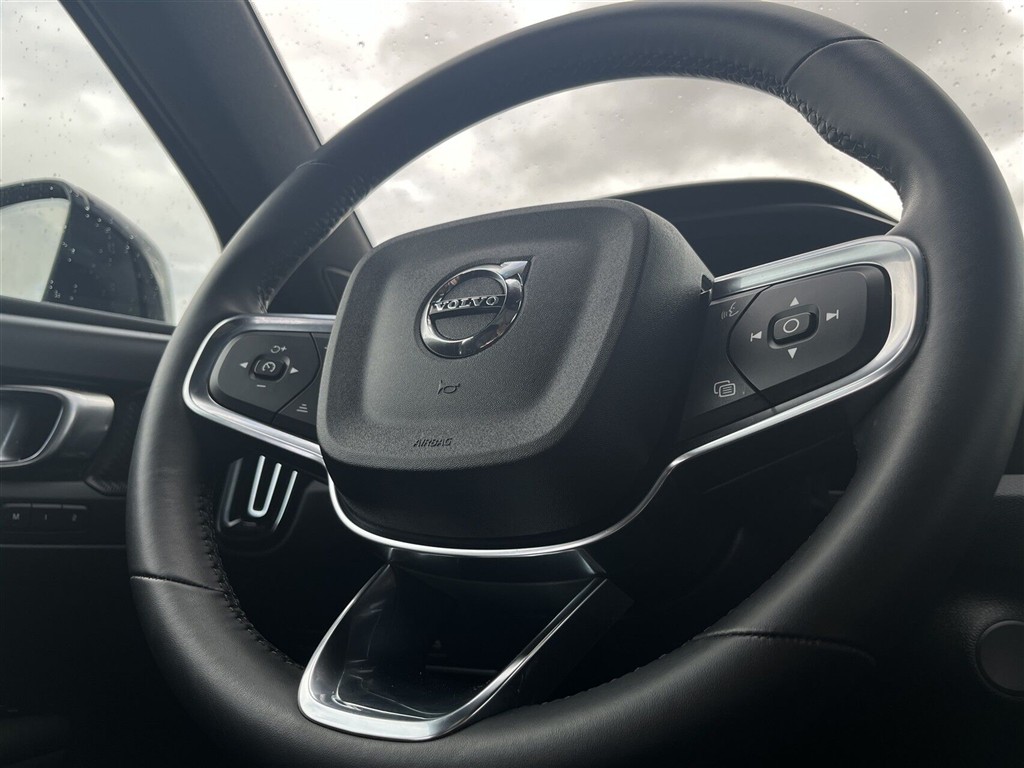 Volvo EC40 Black Edition billede 10