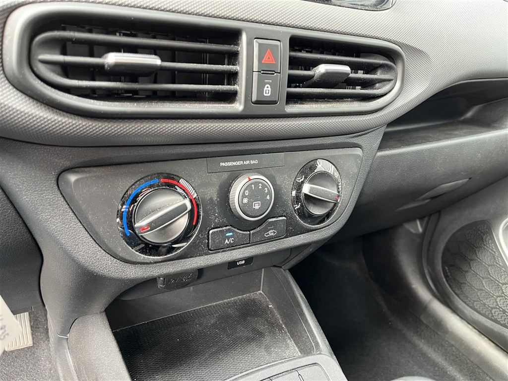 Hyundai i10 Essential billede 11