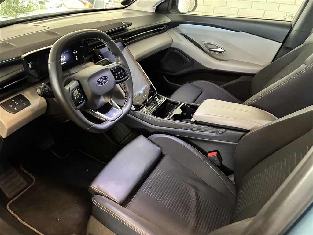 Ford Explorer UR Premium billede 8