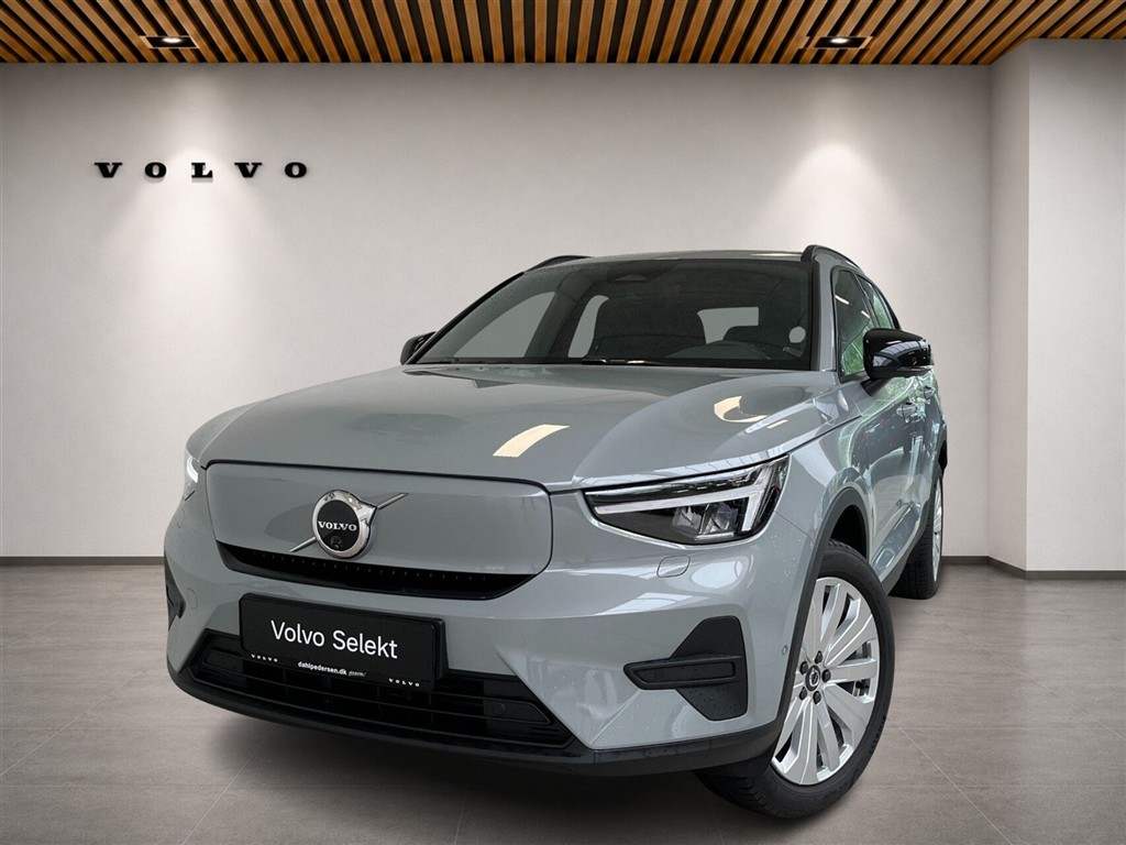 Volvo EX40 Core