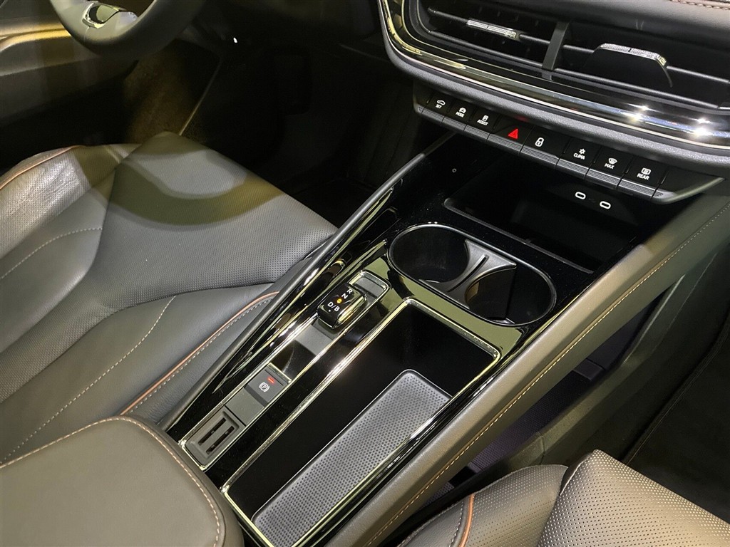 generic.car generic.image 16