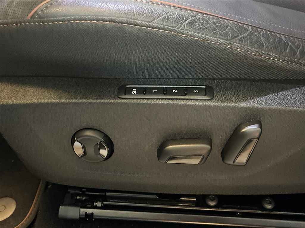 generic.car generic.image 17