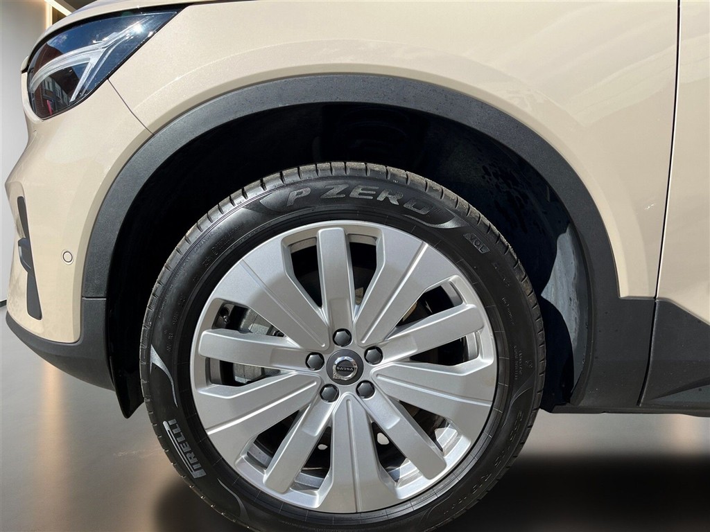 Volvo EX40 Core billede 6