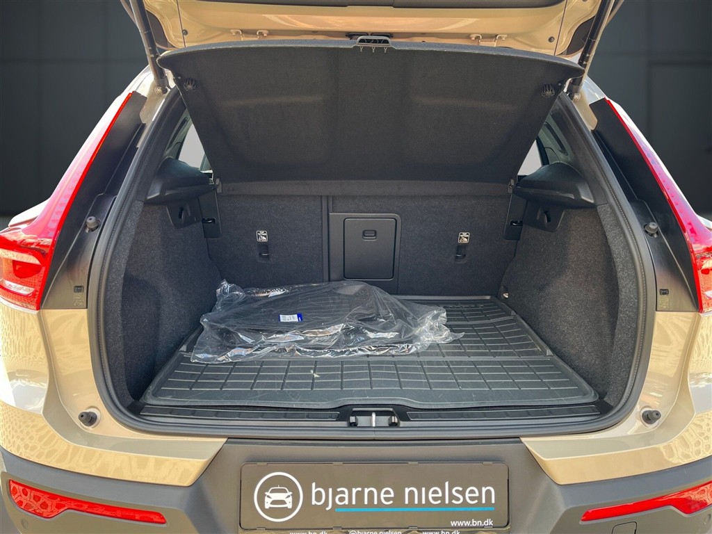 Volvo EX40 Core billede 7
