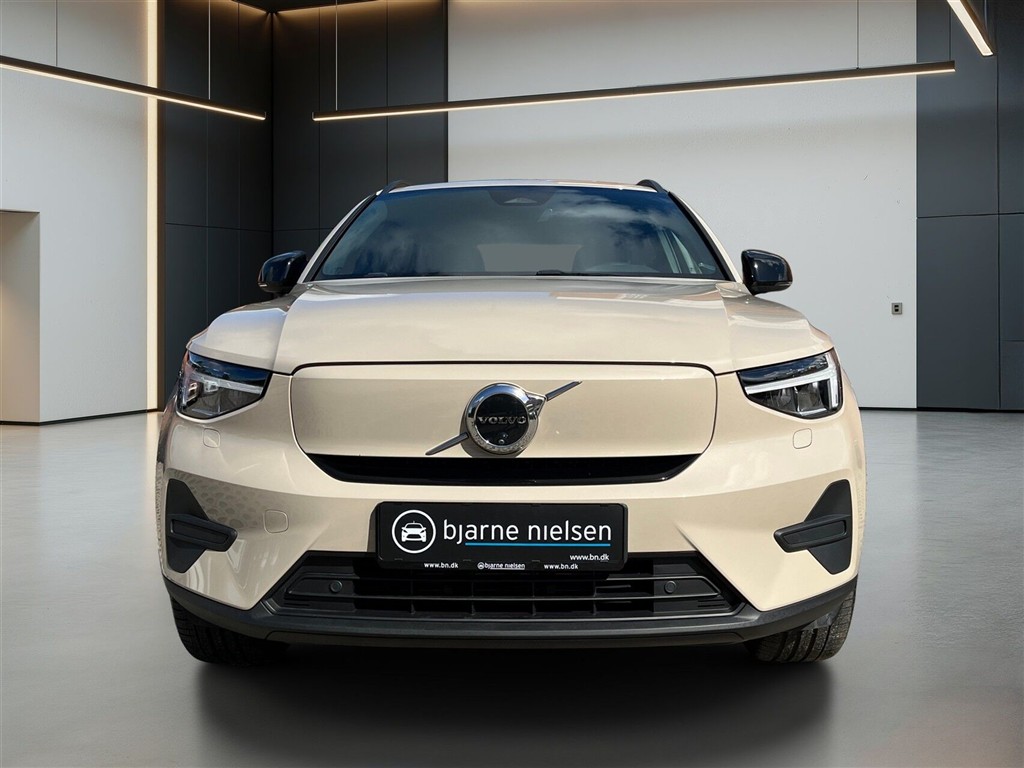 Volvo EX40 Core billede 2