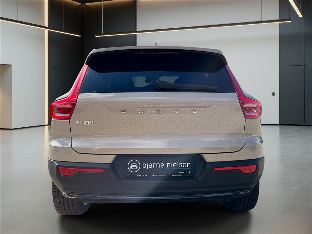 Volvo EX40 Core billede 3