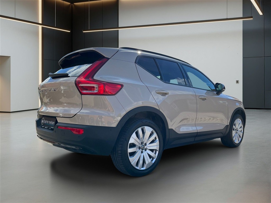 Volvo EX40 Core billede 4