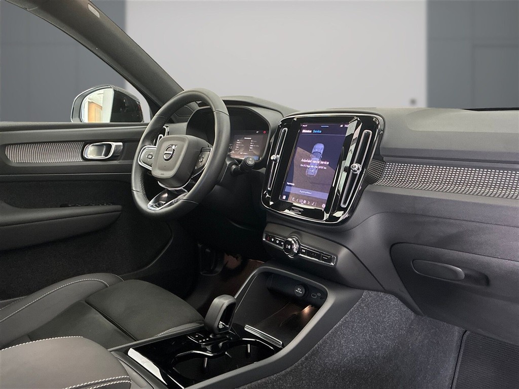 Volvo XC40 Plus billede 7