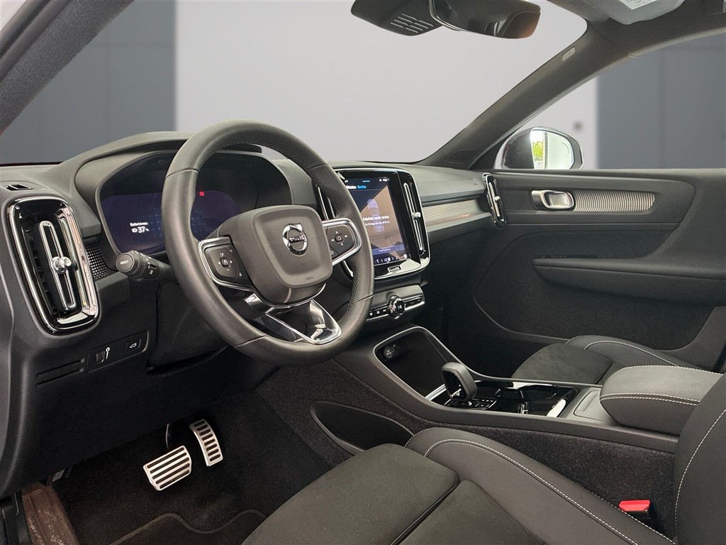 Volvo XC40 Plus billede 8