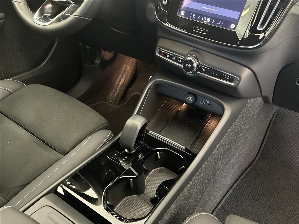Volvo XC40 Plus billede 15
