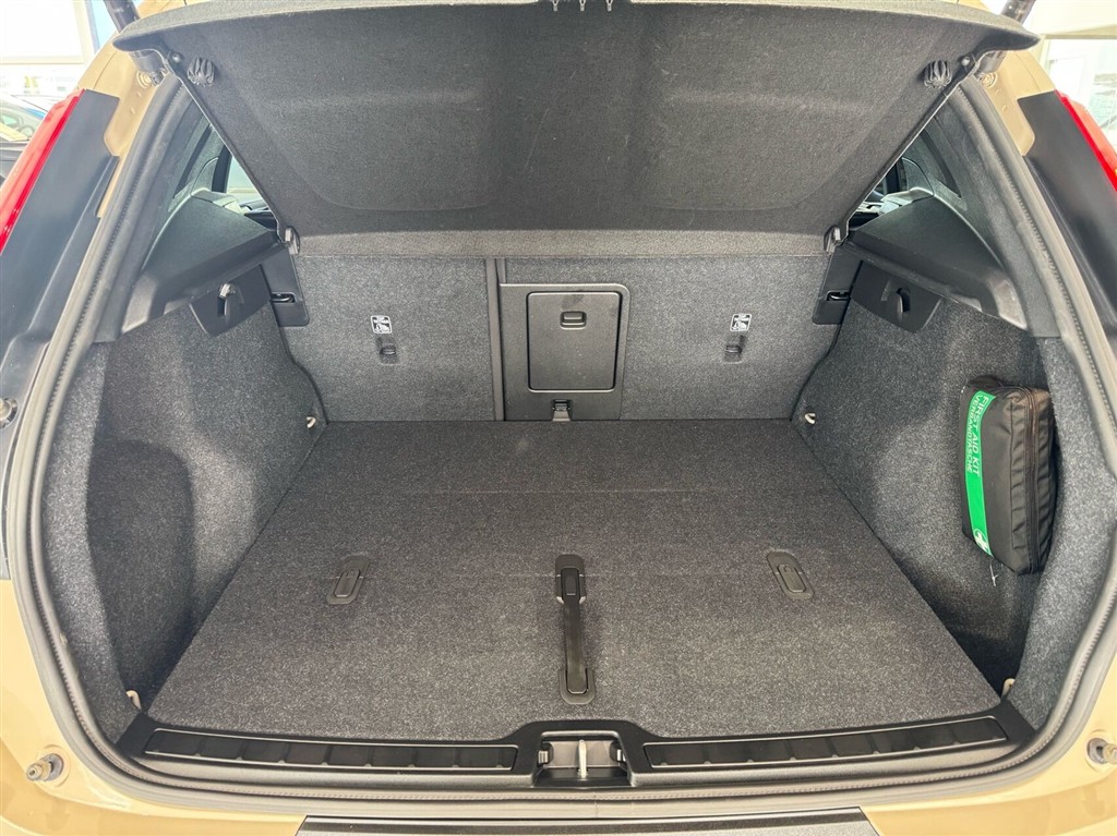 Volvo EX40 Plus billede 10