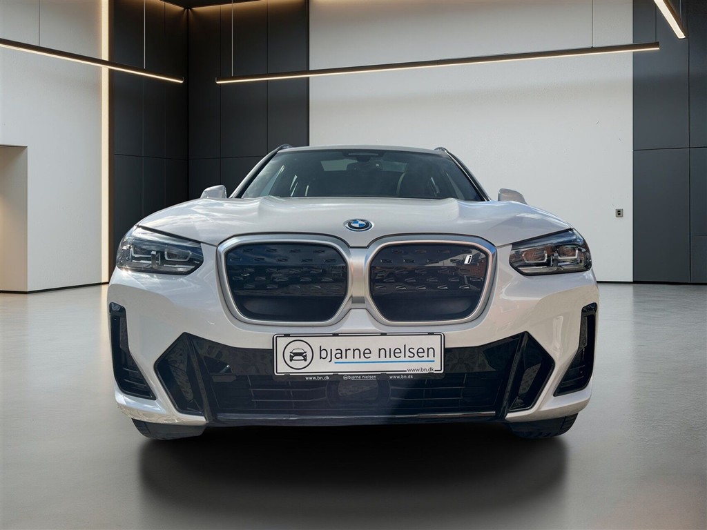 BMW iX3 M-Sport Charged billede 2