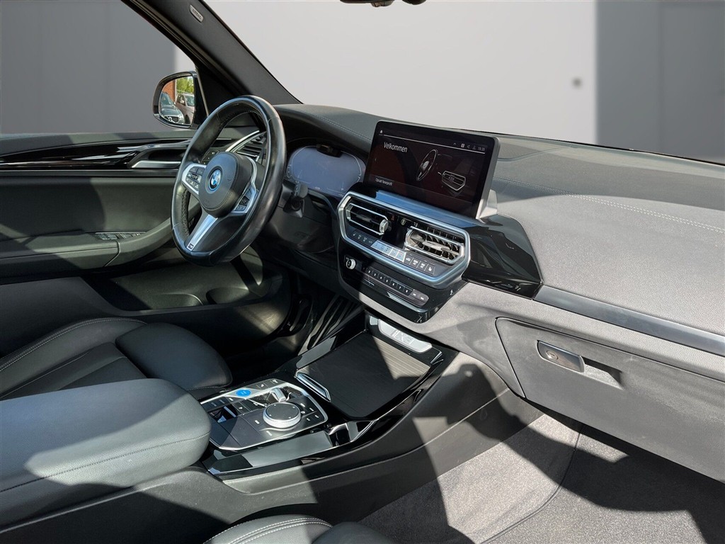 BMW iX3 M-Sport Charged billede 8