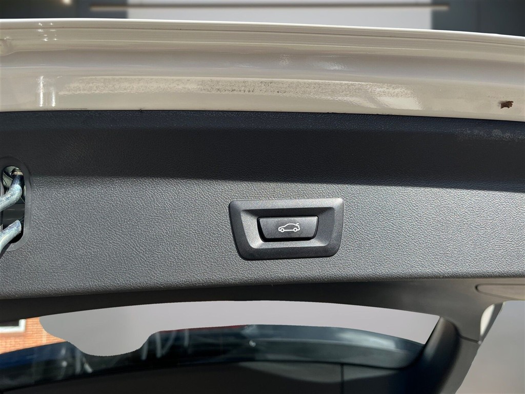 BMW iX3 M-Sport Charged billede 17