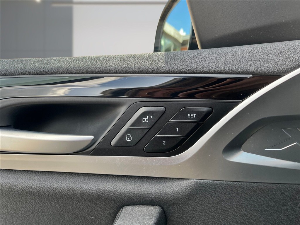 BMW iX3 M-Sport Charged billede 19