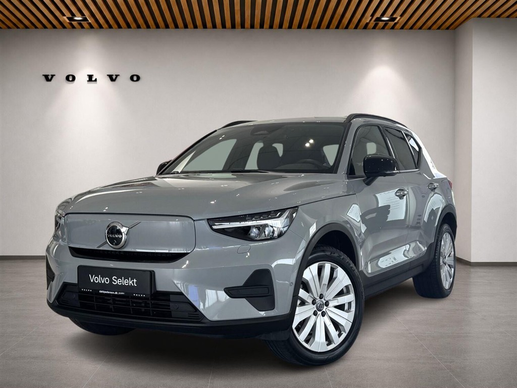 Volvo EX40 Core