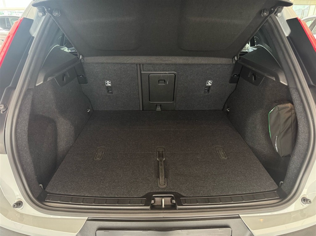 Volvo EX40 Core billede 10