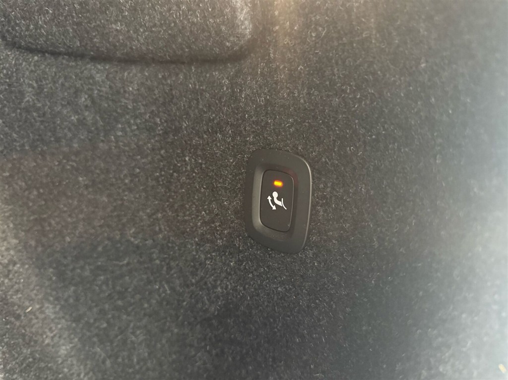 Volvo EX40 Core billede 11