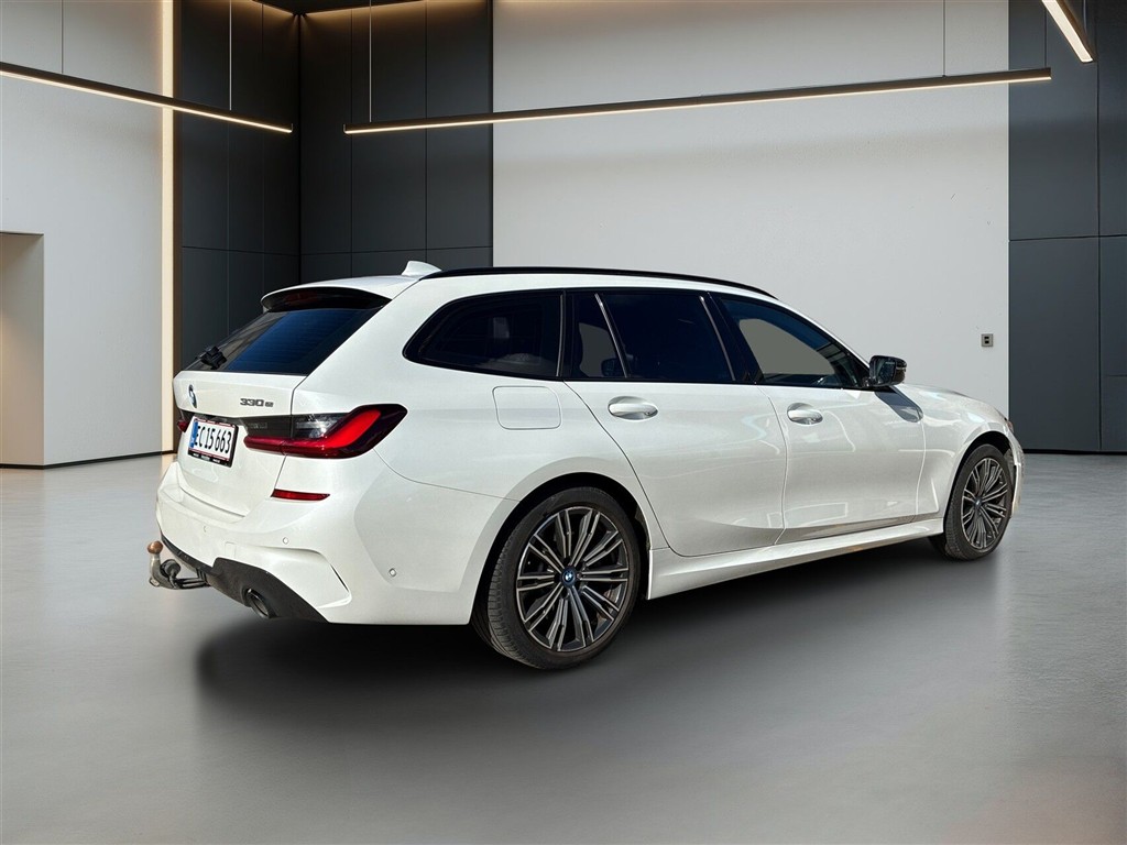 BMW 330e M-Sport billede 4