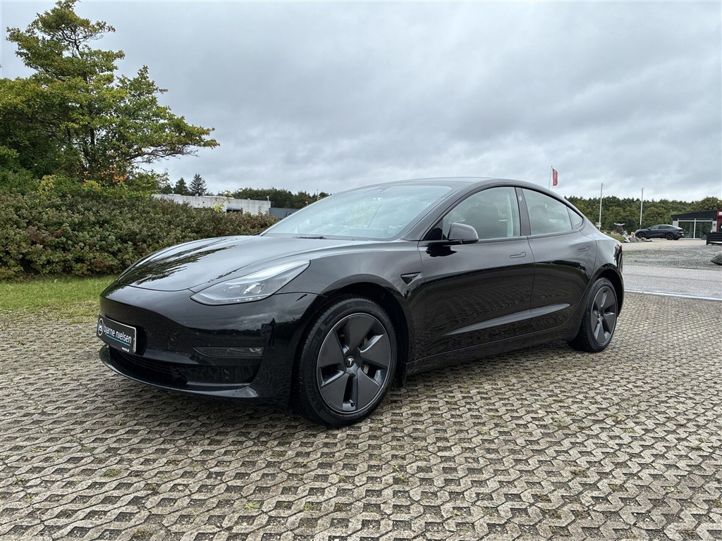 Tesla Model 3 Long Range