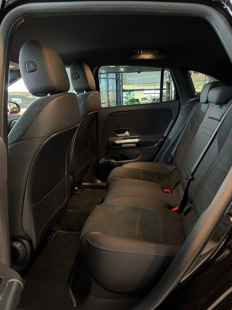 Mercedes-Benz EQA 250+ AMG Line billede 11