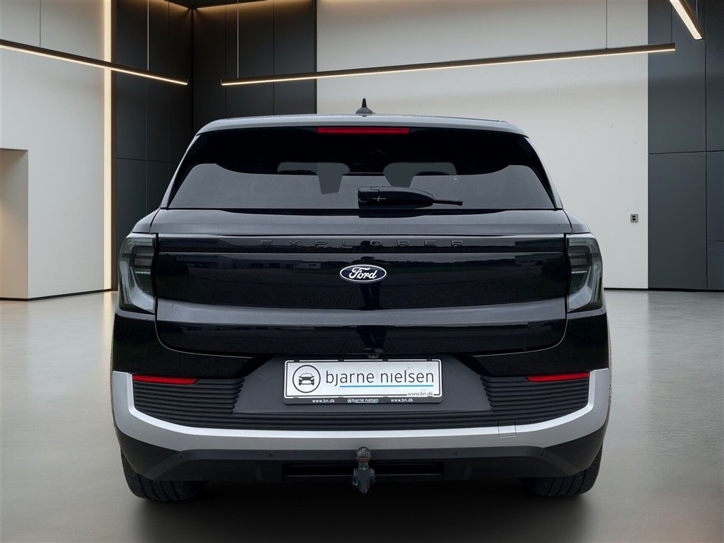 Ford Explorer UR Premium billede 3
