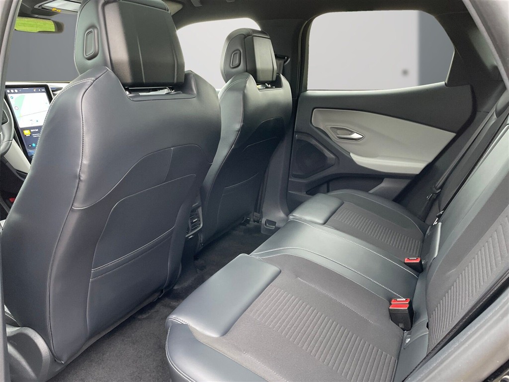 Ford Explorer UR Premium billede 12