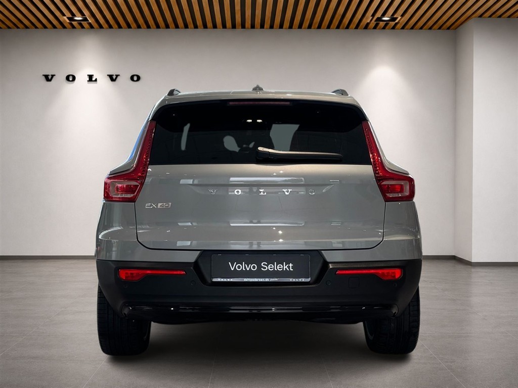 Volvo EX40 Core billede 4