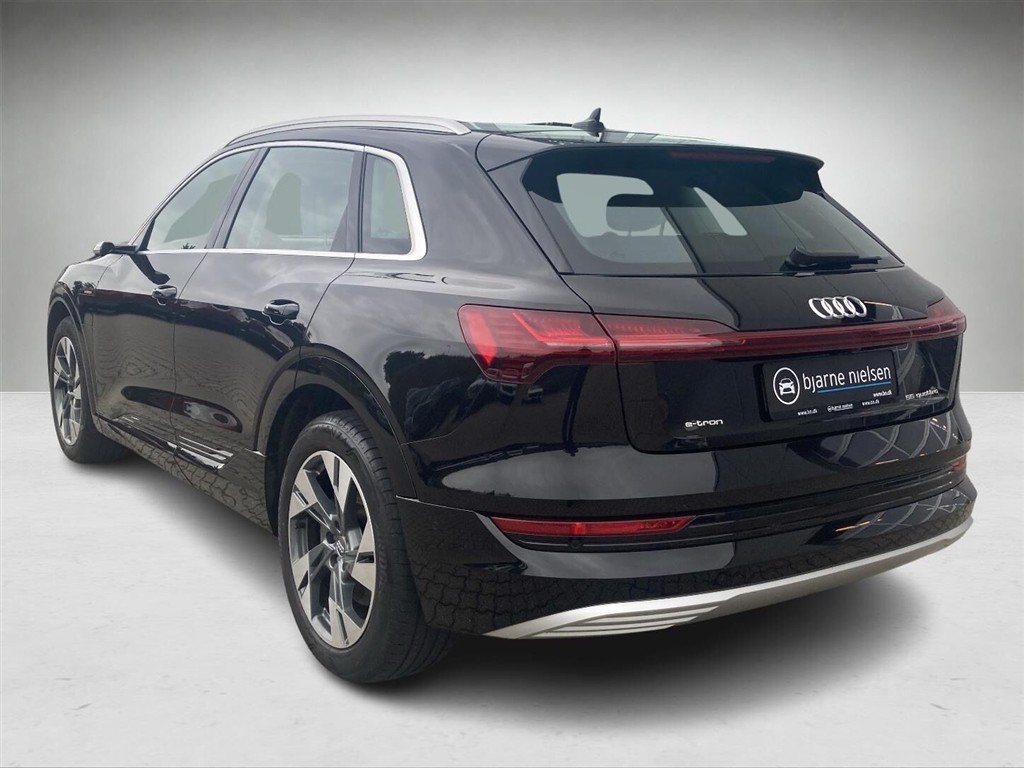 Audi E-tron Advanced Prestige generic.image 4
