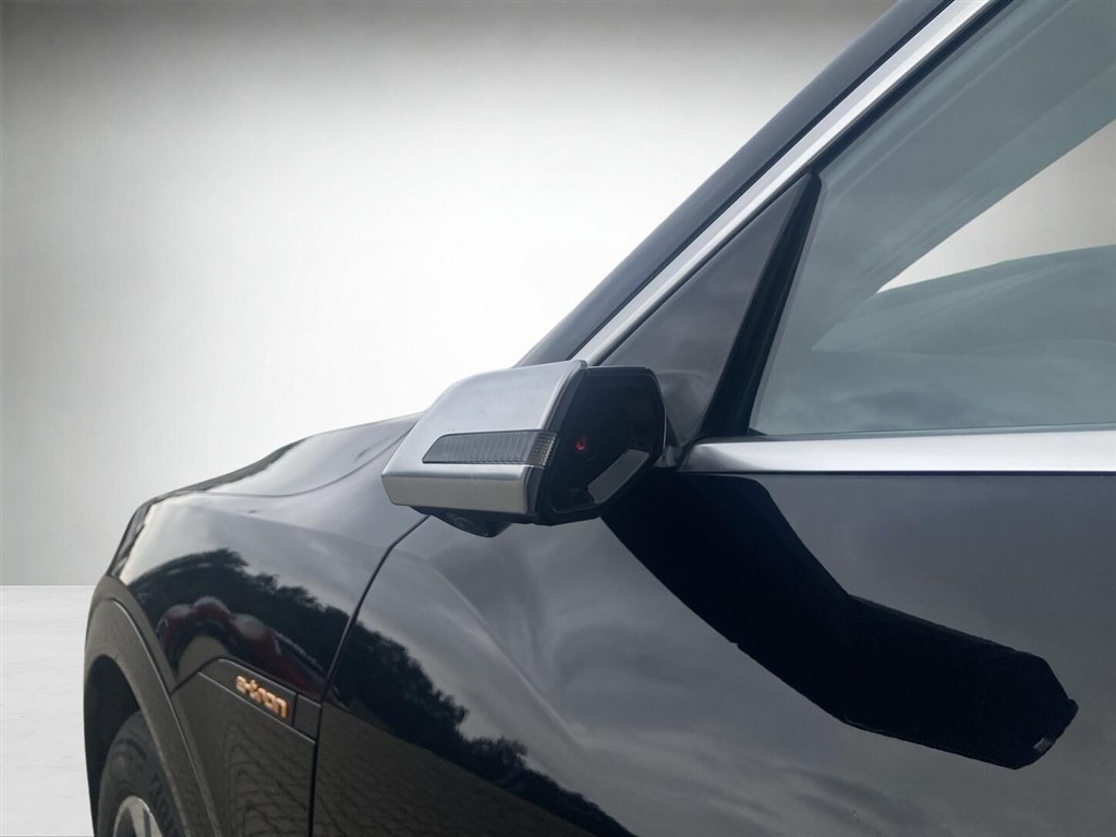 Audi E-tron Advanced Prestige generic.image 10