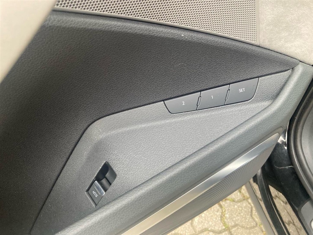 Audi E-tron Advanced Prestige generic.image 19