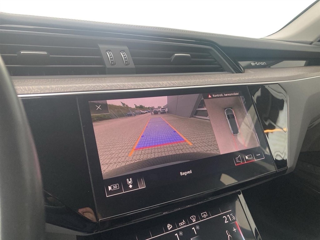 Audi E-tron Advanced Prestige generic.image 31