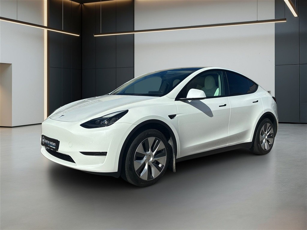 Tesla Model Y Long Range