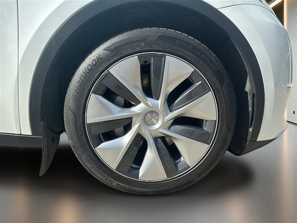 Tesla Model Y Long Range billede 6