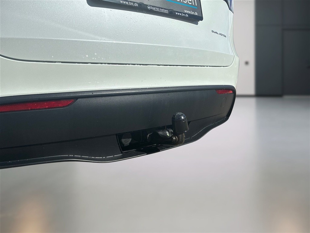 Tesla Model Y Long Range billede 7