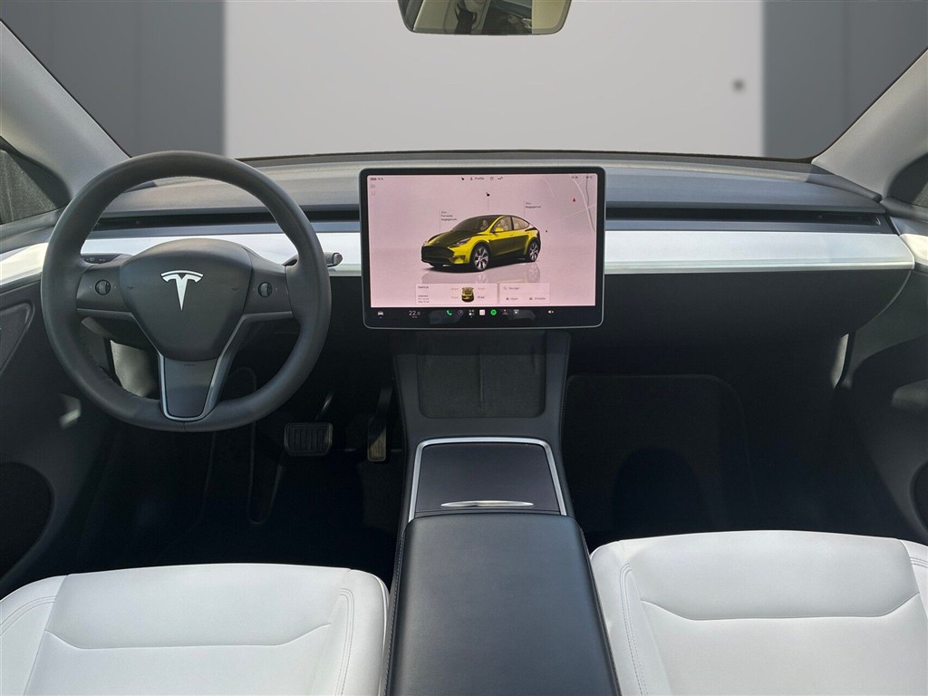 Tesla Model Y Long Range billede 13