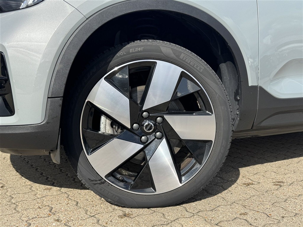 Volvo XC40 Plus billede 14