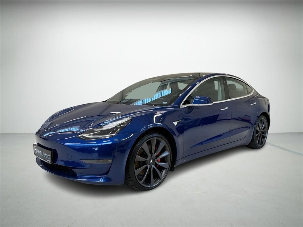 Tesla Model 3 Performance