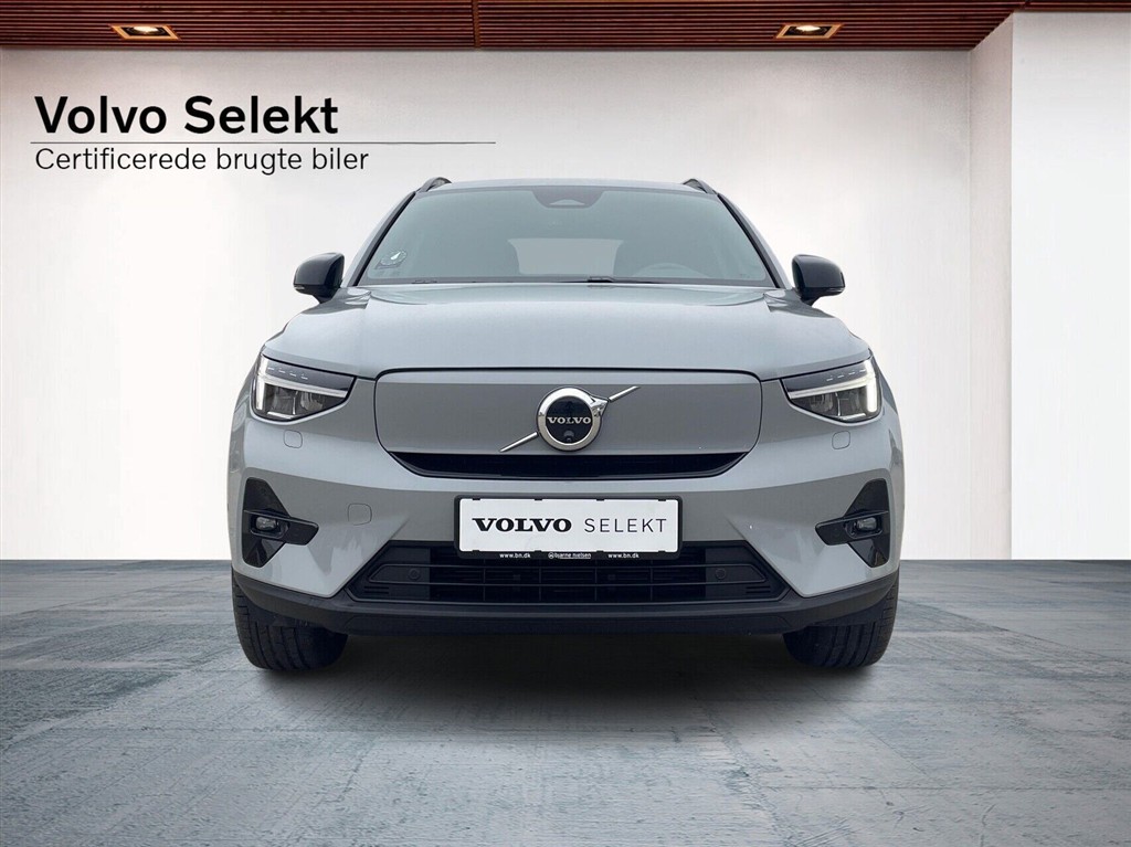 Volvo EX40 Core billede 8