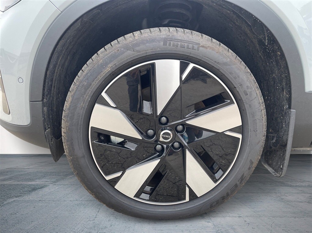 Volvo EX40 Core billede 10