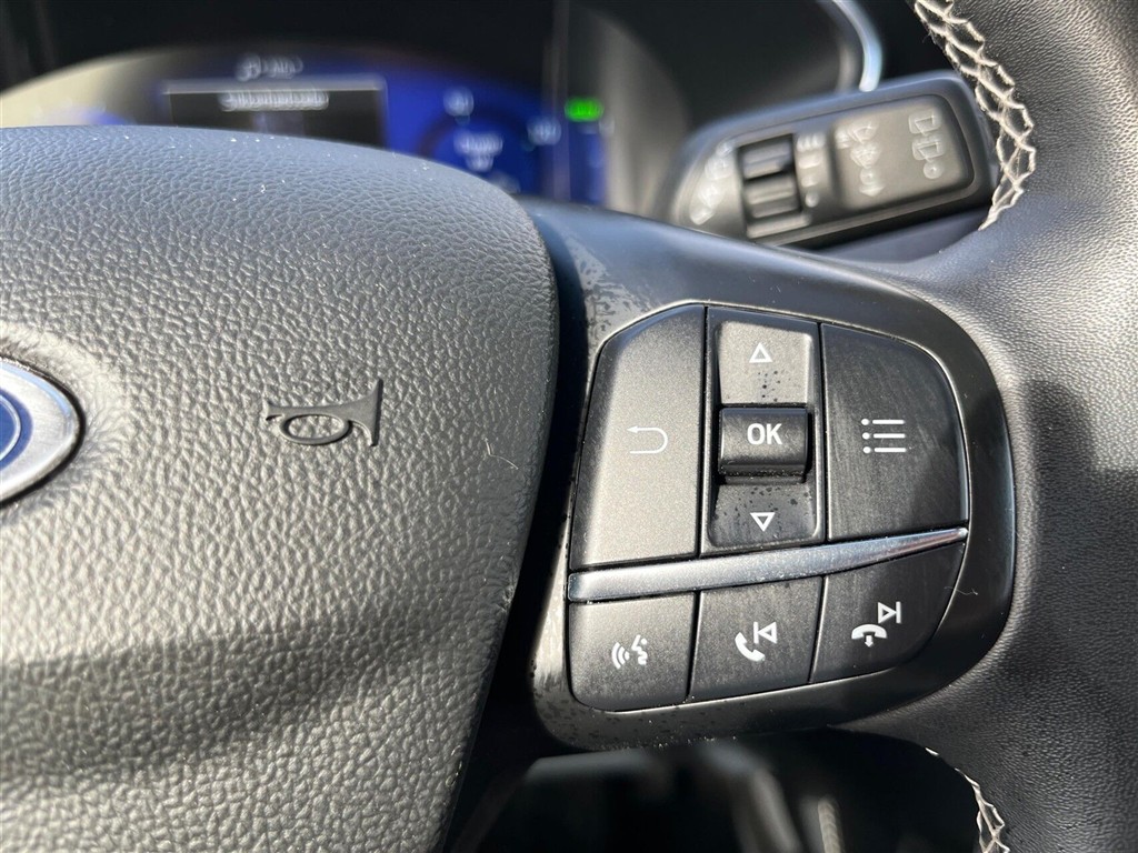 Ford Kuga Vignale billede 17