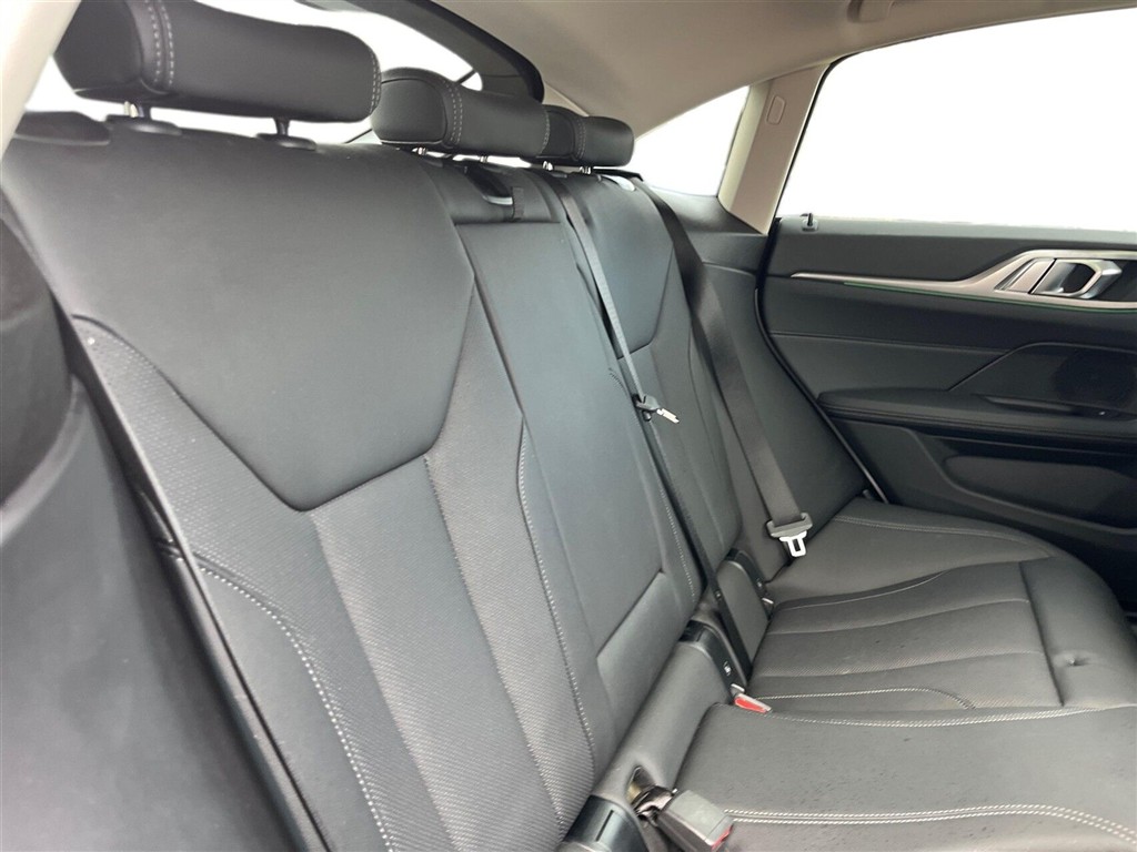 BMW i4 Charged Plus billede 12