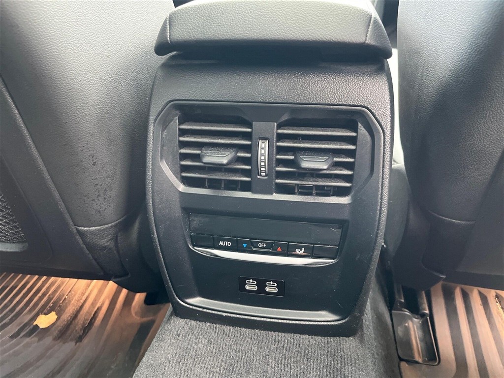 BMW i4 Charged Plus billede 21