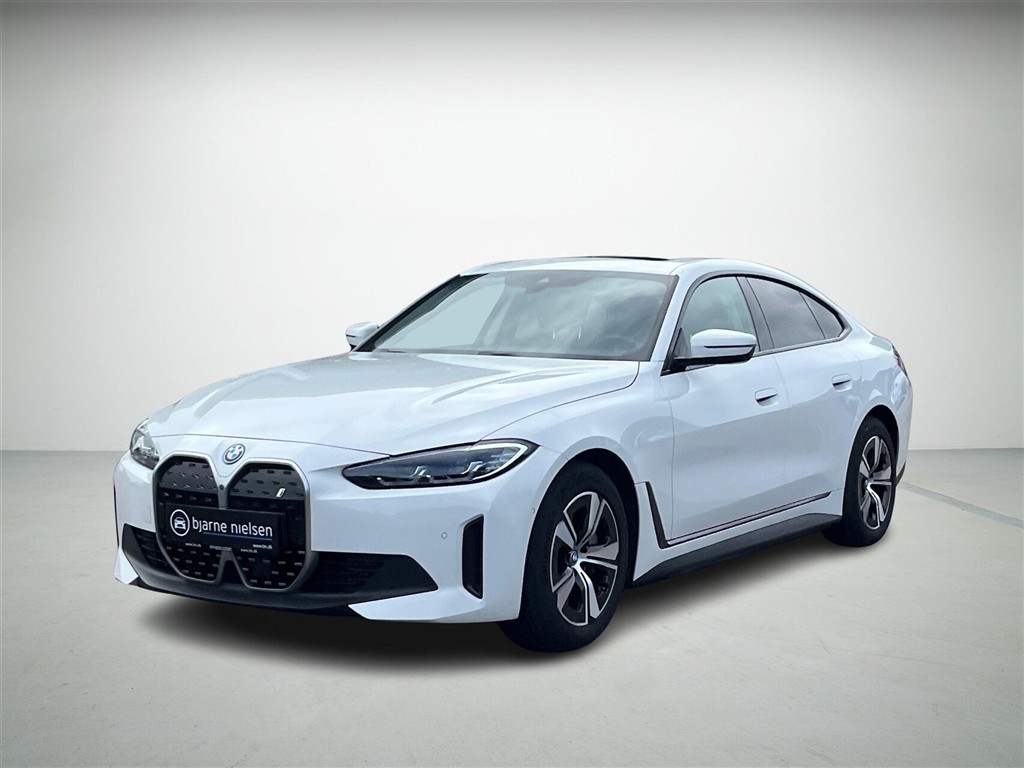 BMW i4 Charged Plus