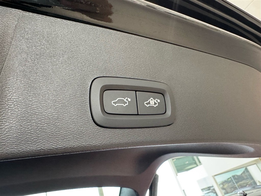 Volvo XC40 Plus billede 12