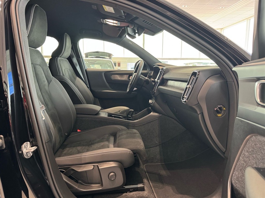 Volvo XC40 Plus billede 13